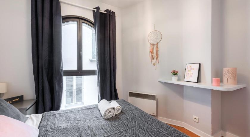 Image of One-Bedroom Apartment 7