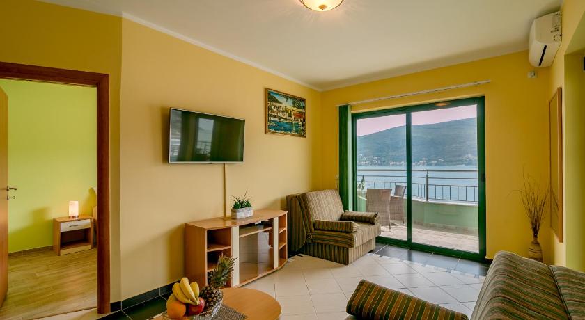 Image of One-Bedroom Apartment 0