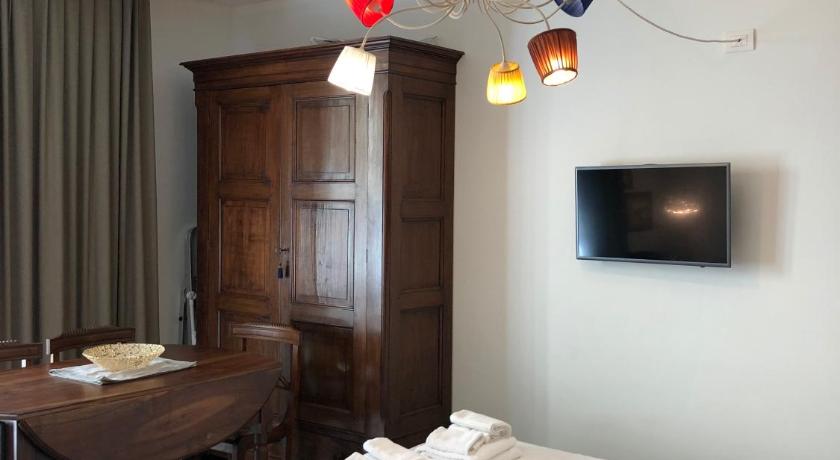 Borgo Guelfo VII photo
