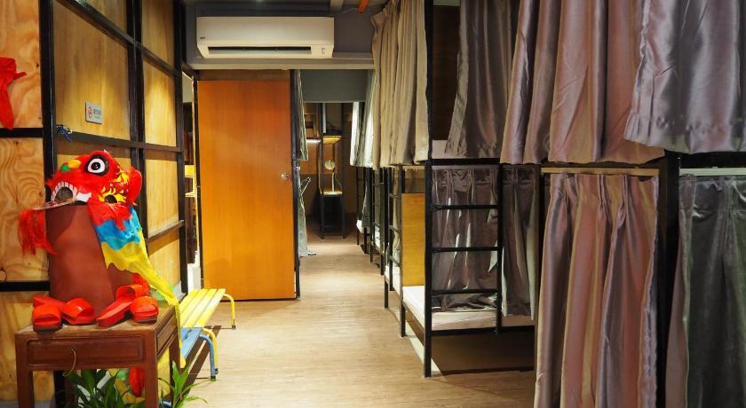 Image of Bunk Bed in Mixed Dormitory Room 1