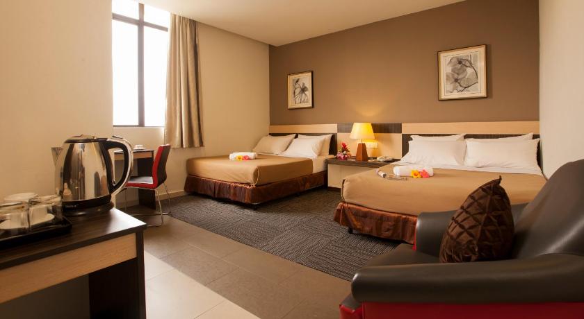 Image of Deluxe Family Room 0