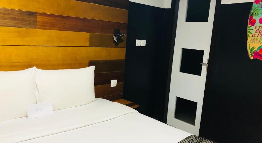 Image of Double Room with Private Bathroom 12