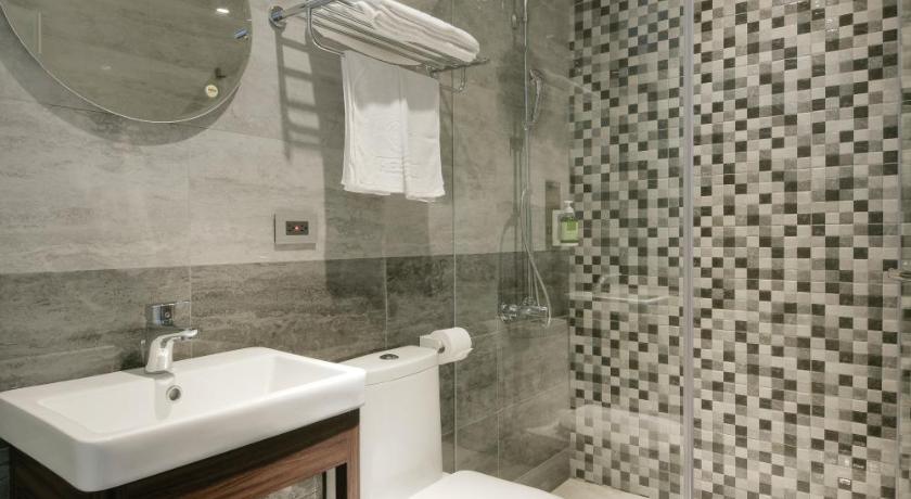 Hotel Hesper HSR - Taichung - image 41