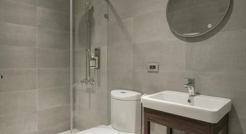 Hotel Hesper HSR - Taichung - image 42