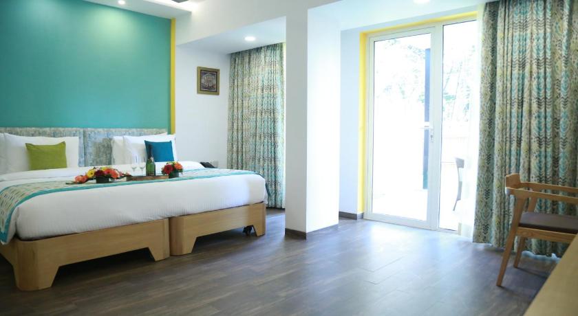 Acron Seaway Resort Fully Vaccinated Staff