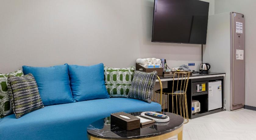 Image of Business Twin Room for 2 People 13