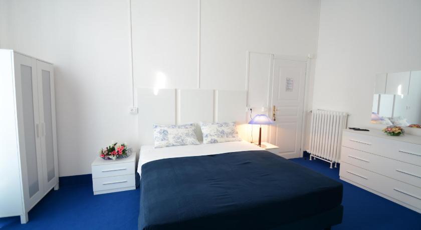Фото: Полулюкс с балконом (Junior Suite with Balcony) 4