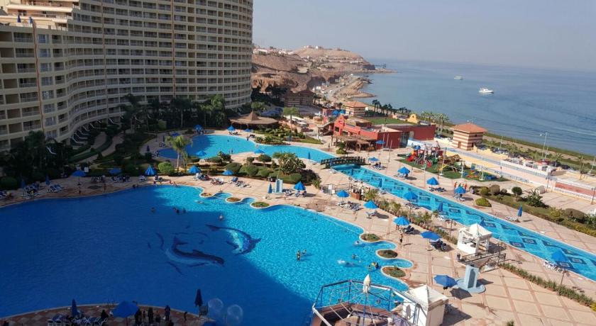 Pyramids Porto Ain Sokhna — Hotel in Ain Sokhna
