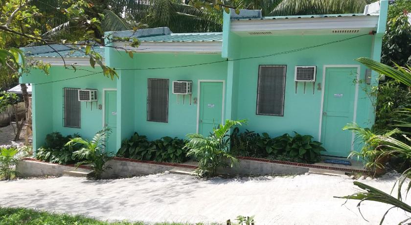 Lyn Enia Travelers Inn photo
