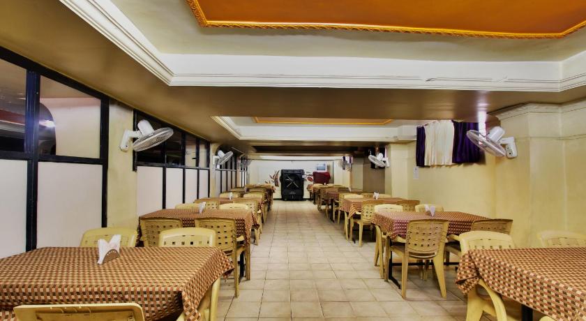 Hotel Heritage Inn photo
