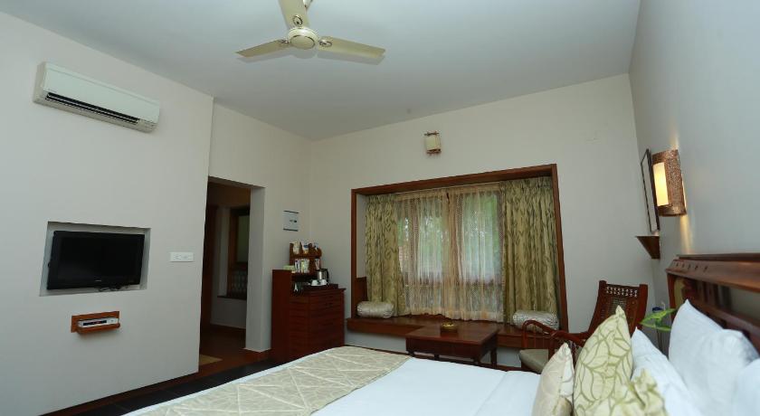 Image of Deluxe Room 10