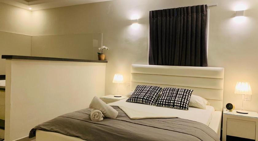Image of King Suite With Spa Bath 0