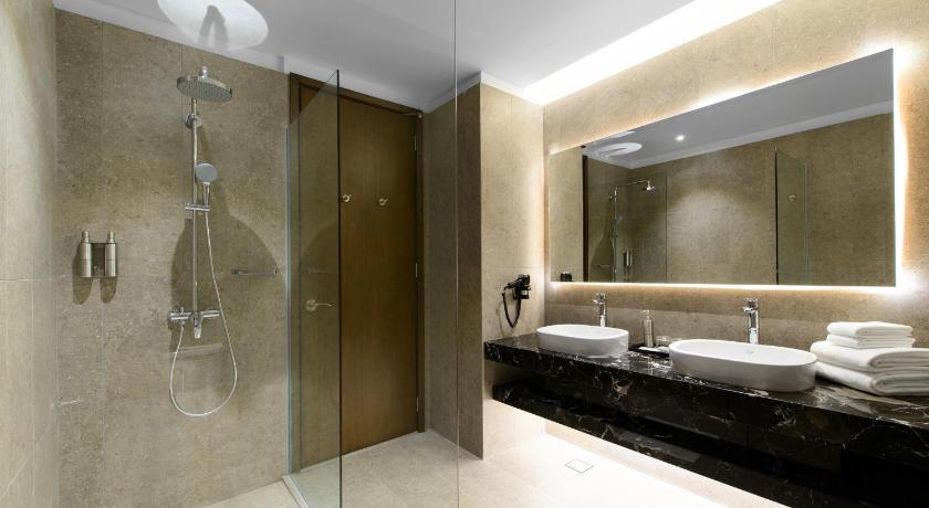 SAVV HOTEL - image 29