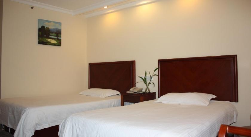GEM Hotel Wuning Road Zhenping Road Metro Station photo