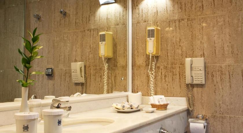 Image of Premium Superior Room 2