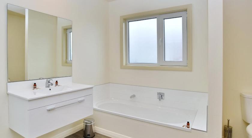 Weston Villa - Christchurch Holiday Homes photo