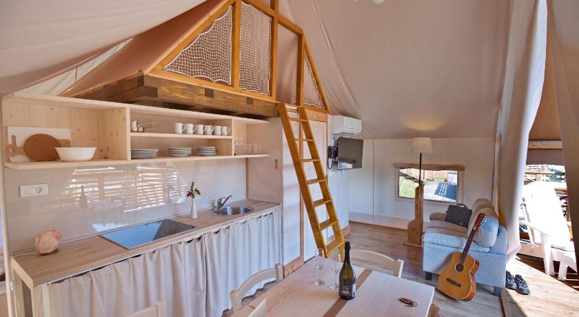 Glamping Sun Valley Bioterme — Hotel in Dobrna