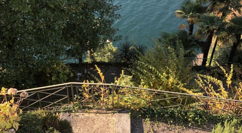 Villa Giudici Luxury apartment on the Lake photo