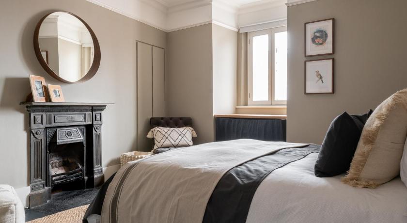 The Leicester Square Apartment West End Soho London Room