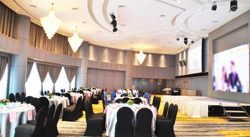 Johor Bahru Grand Paragon Hotel Johor Bahru 4-Star Hotel restaurant
