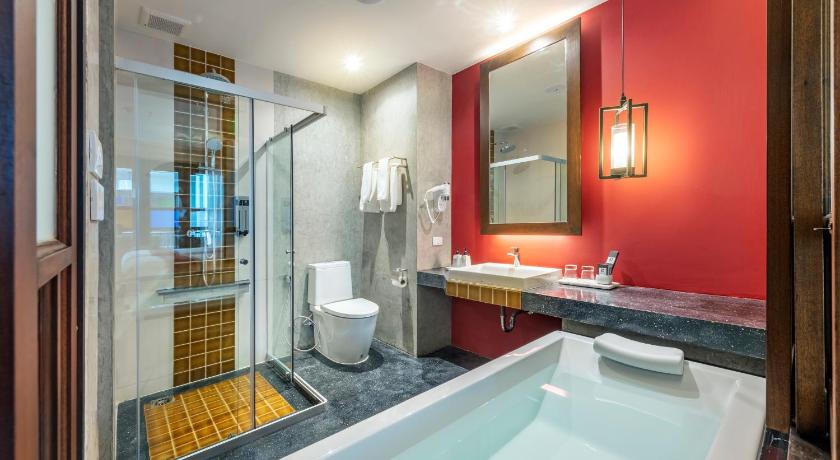 Image of Deluxe Pool View Twin 11