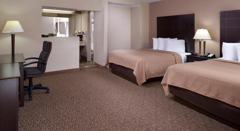 Airport Inn photo