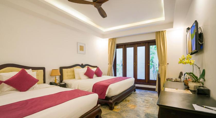 Image of Deluxe Family Room 0