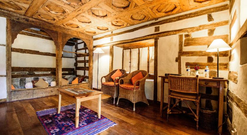 Serena Shigar Fort photo