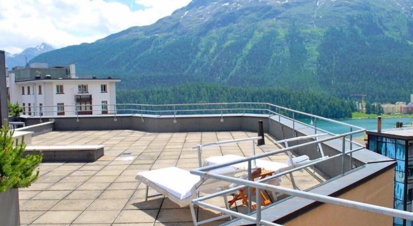 CENTRAL PENTHOUSE GREAT LAKE VIEW photo