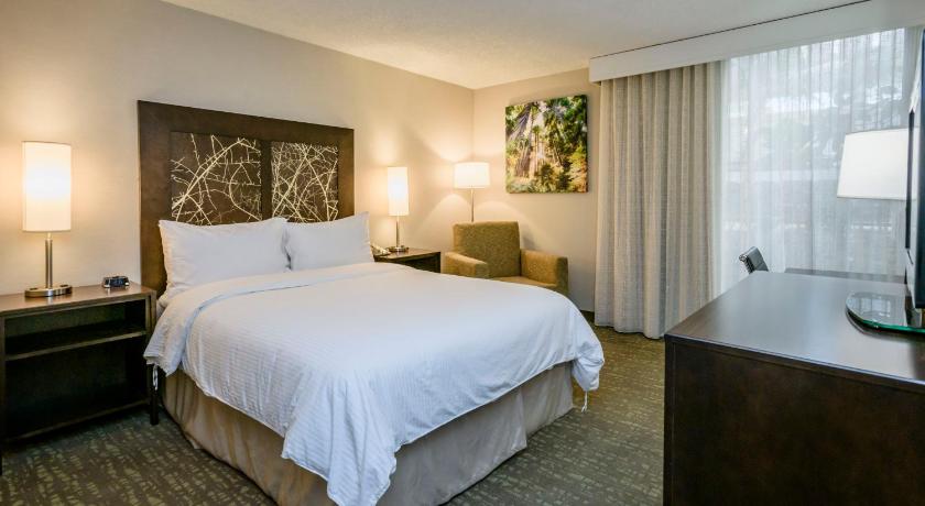 Wyndham Garden Fresno Yosemite Airport photo