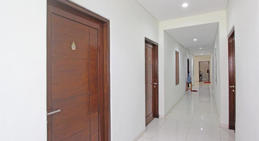 RedDoorz @ Turangga Sari - image 6