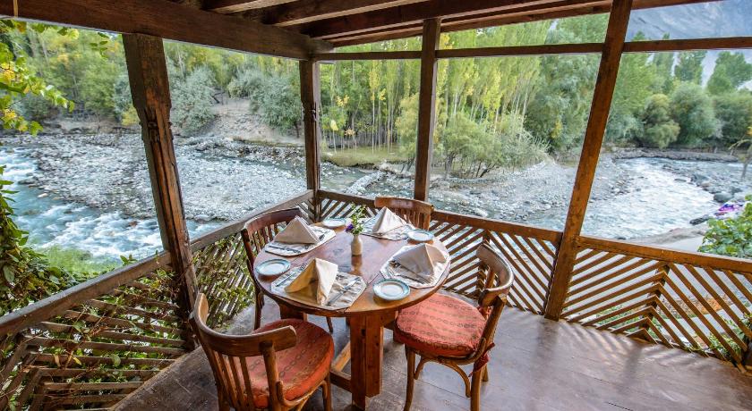 Serena Shigar Fort photo