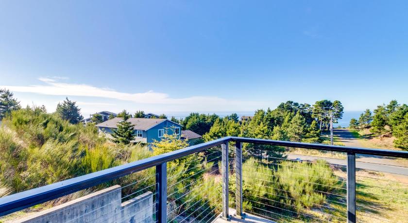 Crescent Vue photo