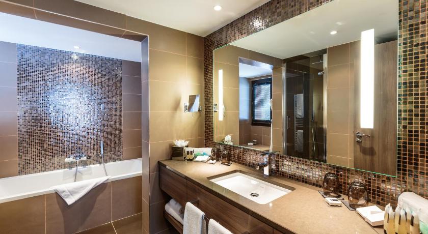 Image of Superior Suite 2