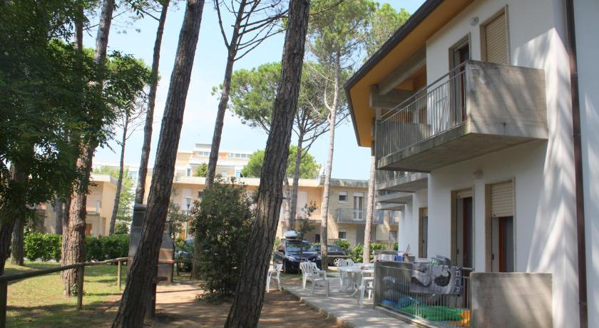 Villa Lucina — Hotel in Bibione