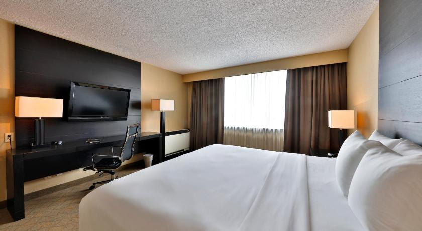 Radisson Hotel & Convention Center Edmonton