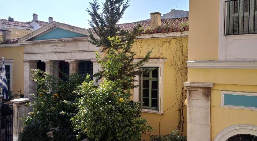 Elia cosy apartment in the Heart of Athens Plaka photo