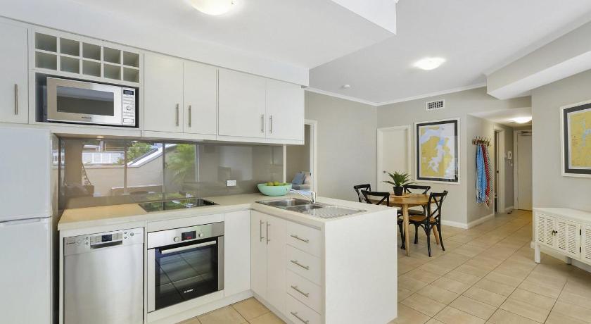 Barrenjoey at Iluka Resort Apartments photo