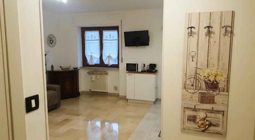 Casa della nonna per voi parcheggio gratuito condizionatore portatile CIR 0052