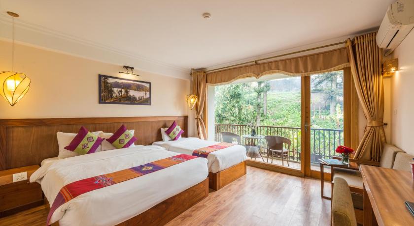 Image of Deluxe Balcony 3