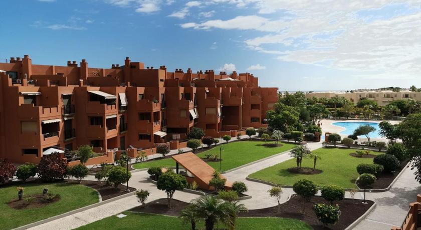 Апартамент с 1 спальнеи в La Tejita (El Medano) — Hotel in Tenerife
