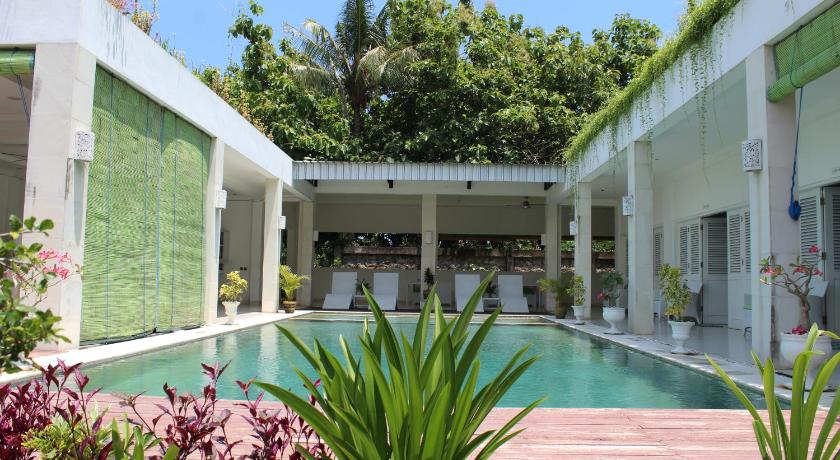 Villa Putih Lovina photo