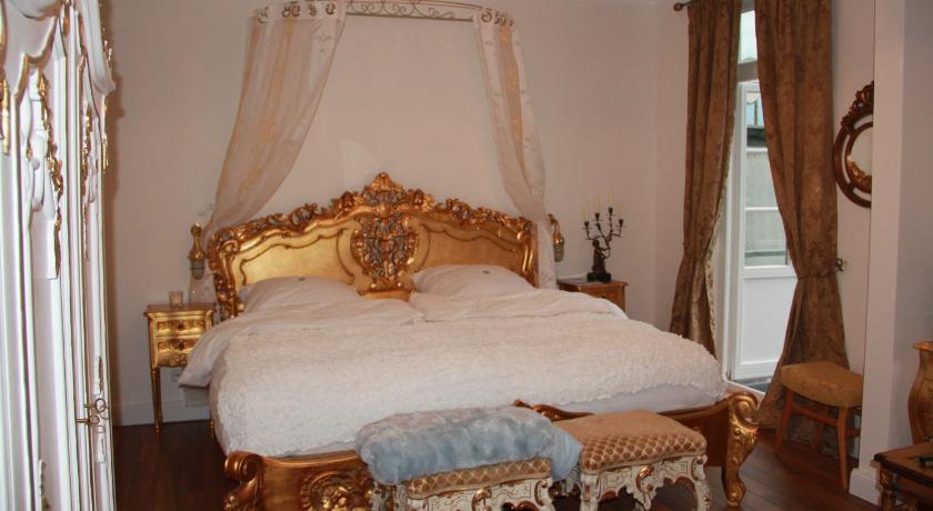 Image of Premium King Room 0