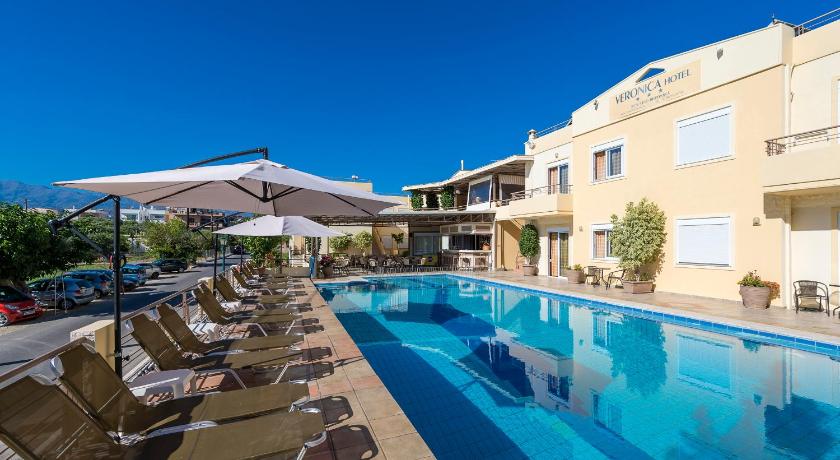 Veronica Hotel