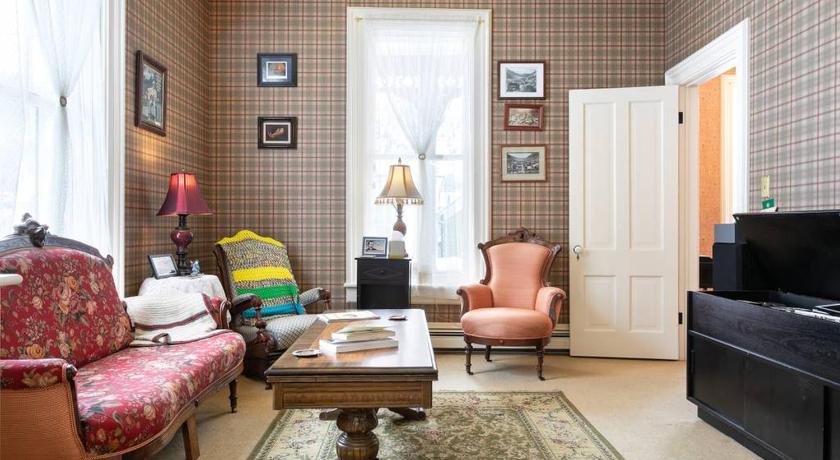 Rose Street Bed & Breakfast photo