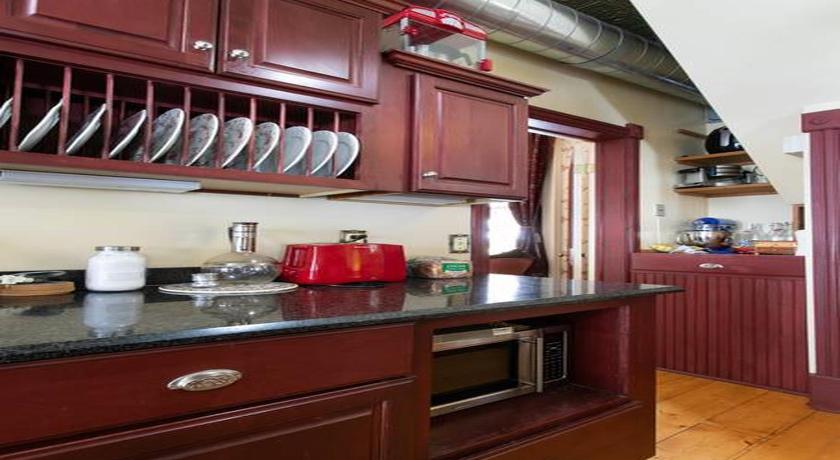 Rose Street Bed & Breakfast photo