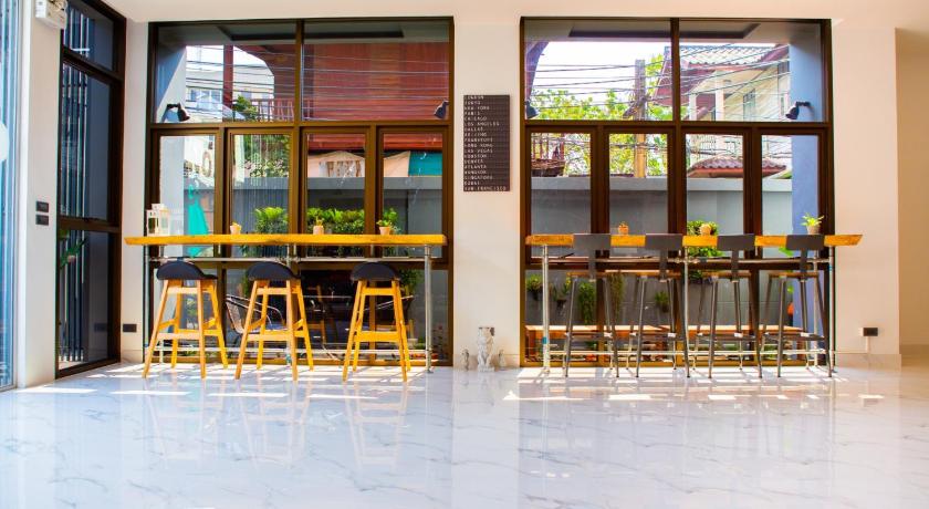 Rich8 Hostel - image 6