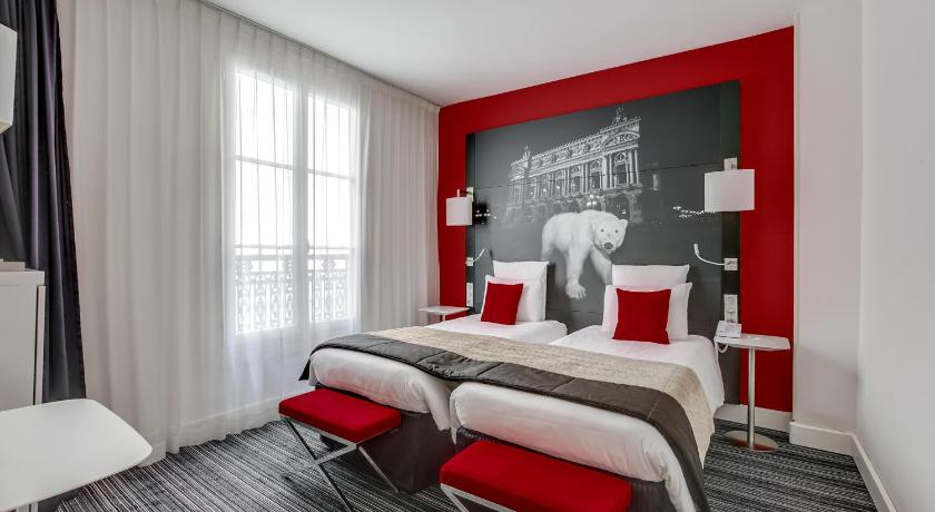 Image of Superior Room 2 Single Beds 1