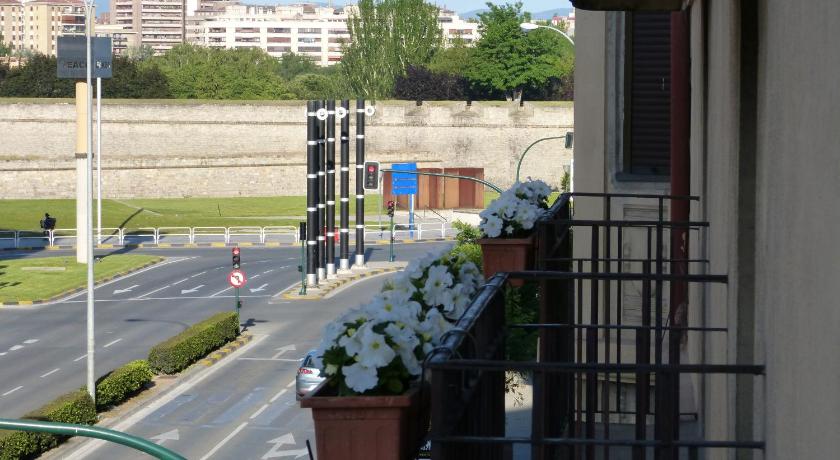 Hostal Navarra photo