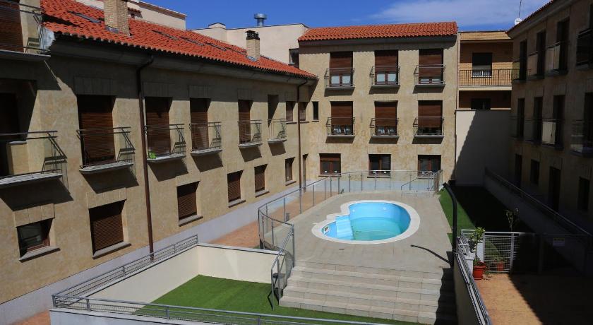 Apartamentos Turísticos Puente Romano P2 2-A - image 7